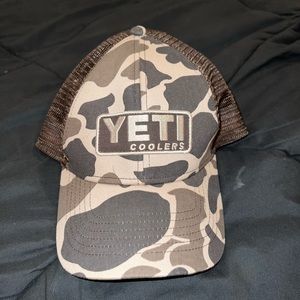 Yeti hat